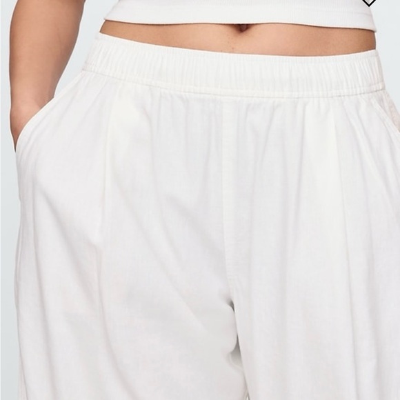 GAP white linen Relaxed Fit Pants - Picture 3 of 14